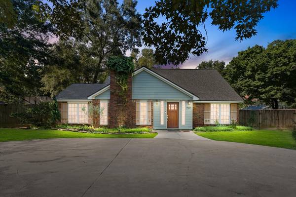 7507 Charred Pine DR, Magnolia, TX 77354