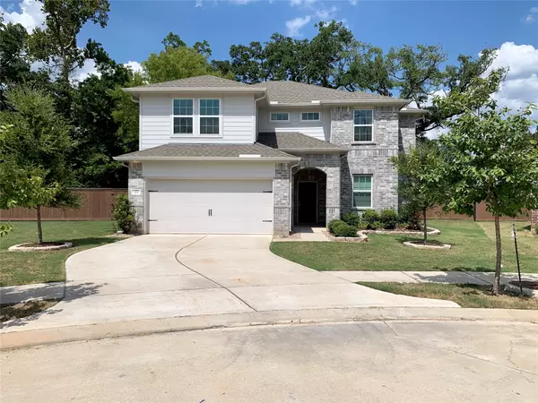 Clute, TX 77531,215 Woodside CT