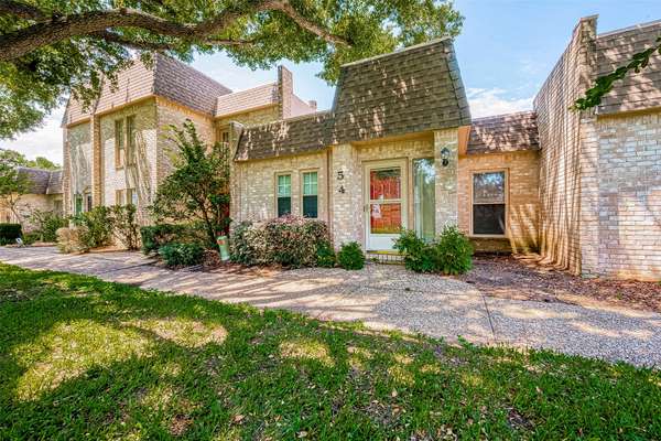 54 River Creek WAY,  Sugar Land,  TX 77478