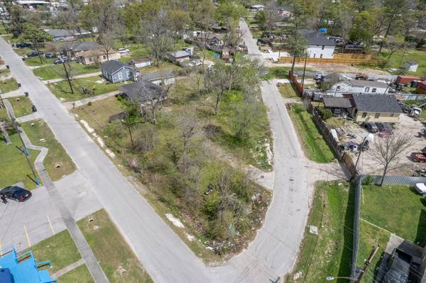 8504 Shady DR, Houston, TX 77016
