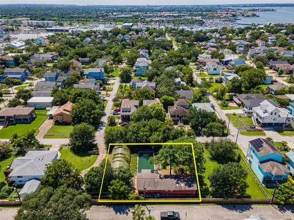 Clear Lake Shores, TX 77565,631 E Shore DR