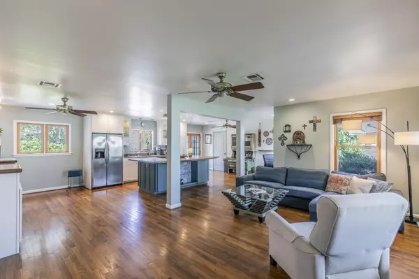 Houston, TX 77008,1111 Woodhill RD