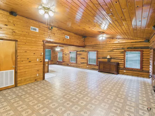 Avinger, TX 75630,32332 W State Highway 49