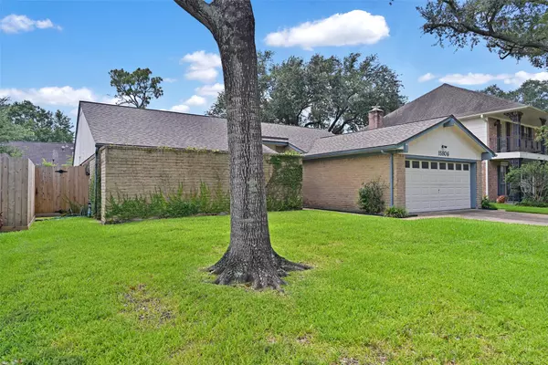 Houston, TX 77059,15806 Cavendish DR