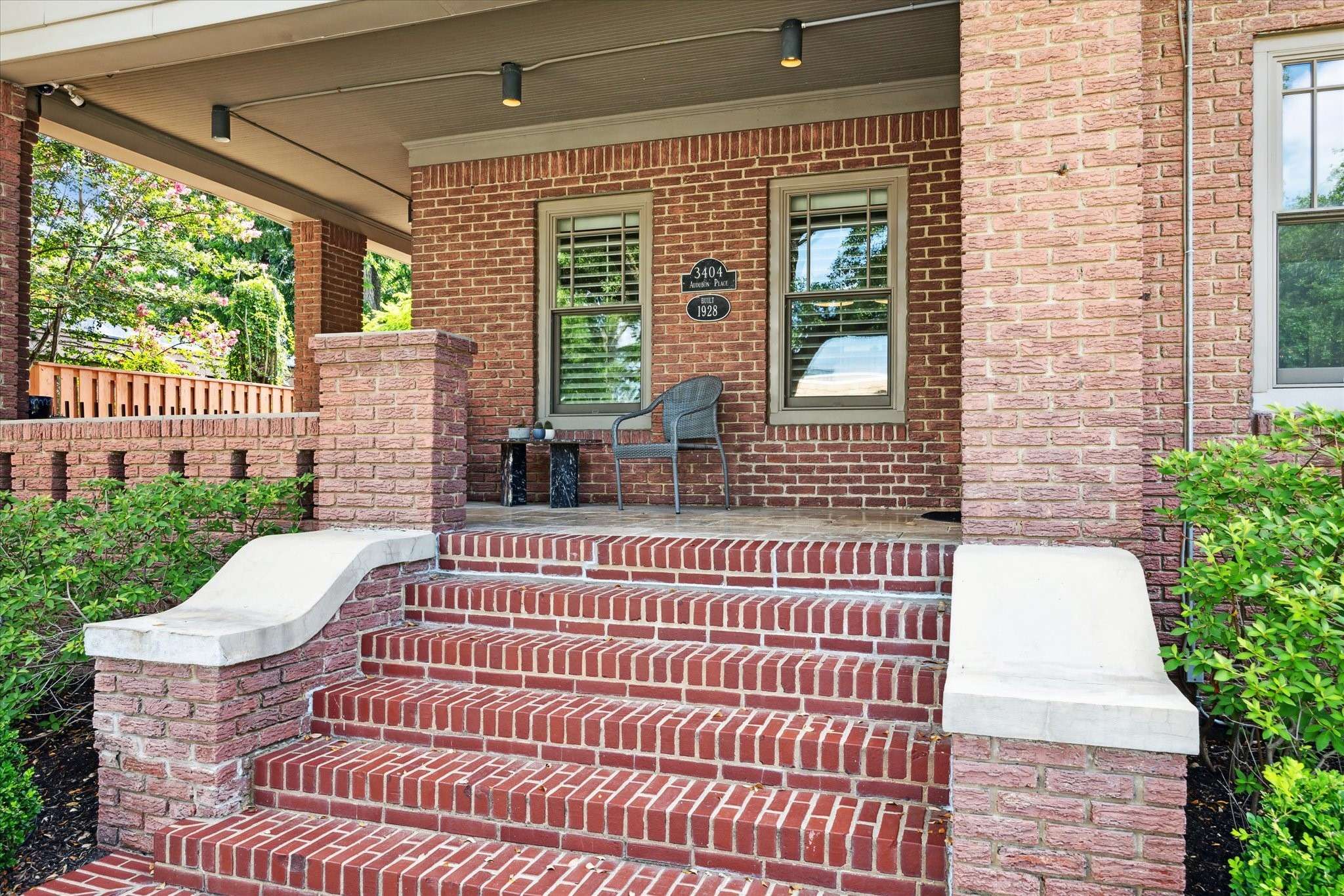 Houston, TX 77006,3404 Audubon PL