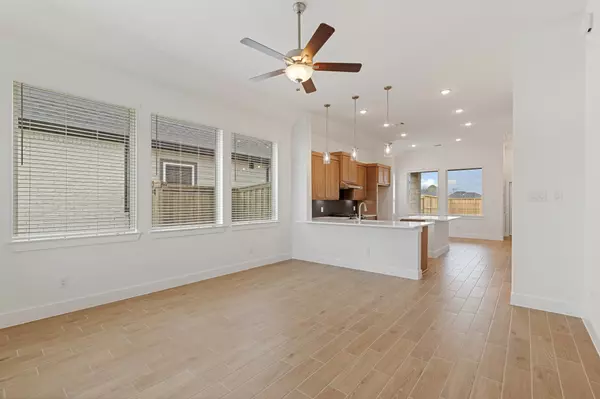 Mont Belvieu, TX 77523,11827 South Pavillion Drive