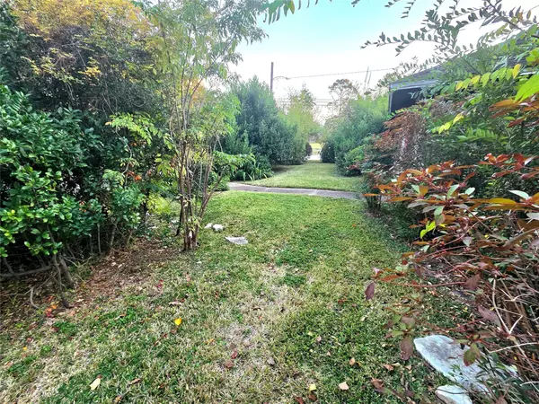 Bellaire, TX 77401,851 Jaquet DR