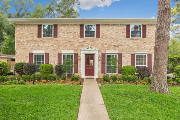 Houston, TX 77079,827 Greenbelt DR