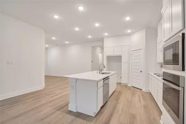 Fulshear, TX 77441,6027 Churchill Springs LN