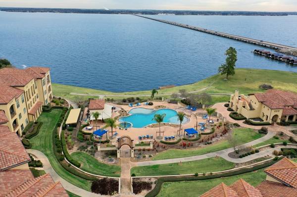 17040 W Fm 1097 RD #6103, Montgomery, TX 77356