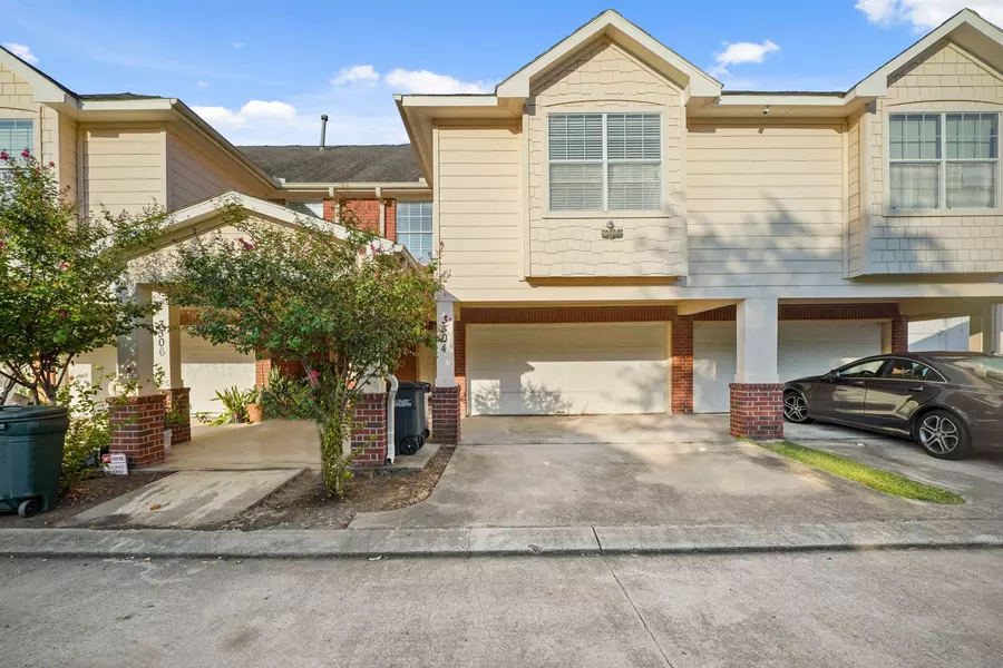 3304 Township Grove LN, Houston, TX 77082