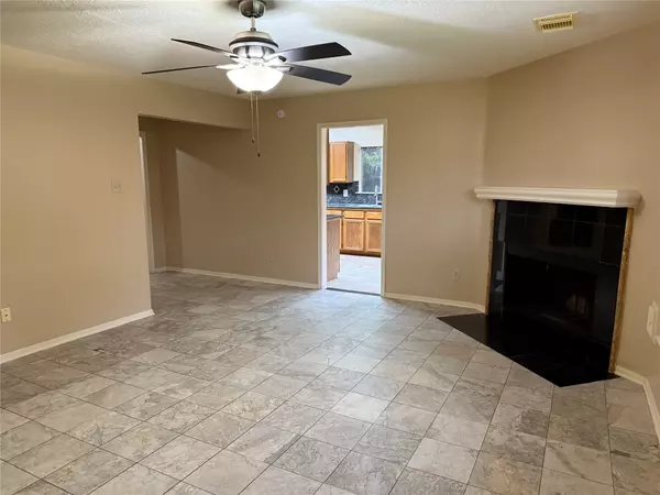 Houston, TX 77083,16431 Canario DR