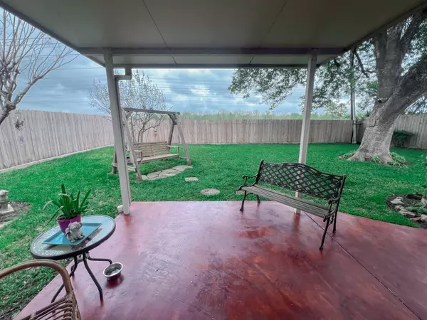 League City, TX 77573,112 Bayou Bend DR