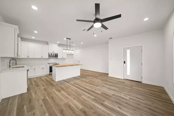 Houston, TX 77087,6206 Lyndhurst DR #A