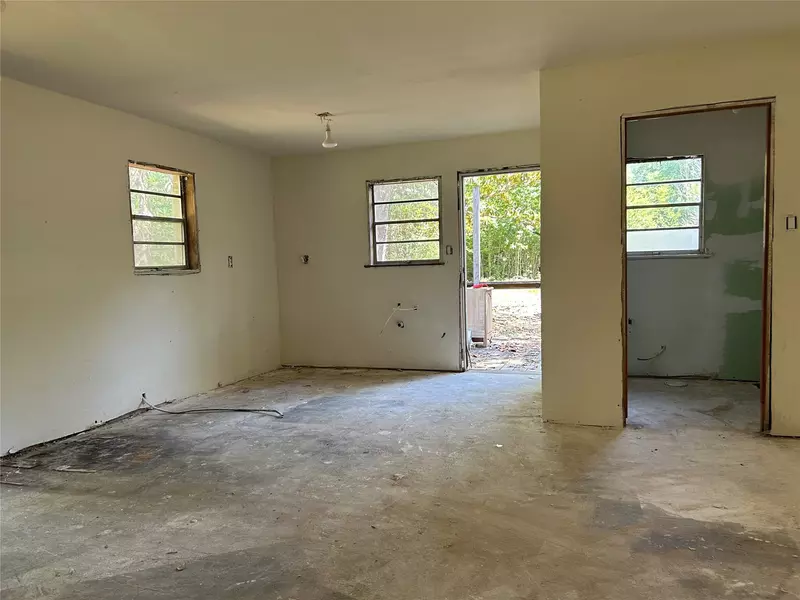 12398 Fm 1746, Woodville, TX 75979