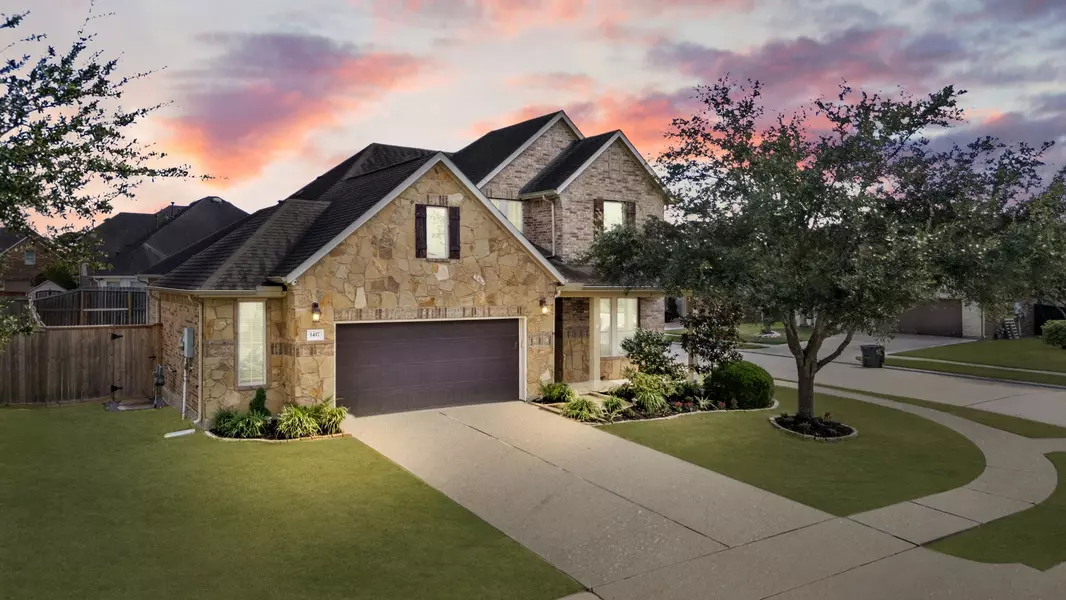 1417 Silver Rings CT, Pearland, TX 77581