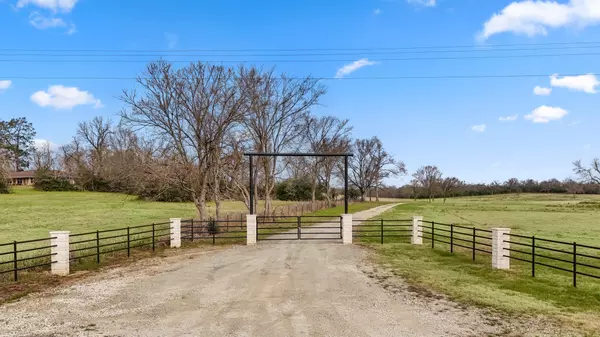 Leona, TX 75850,2714 FM 977 West