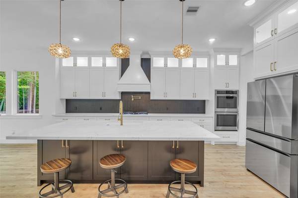 378 Camden HLS W, Montgomery, TX 77356