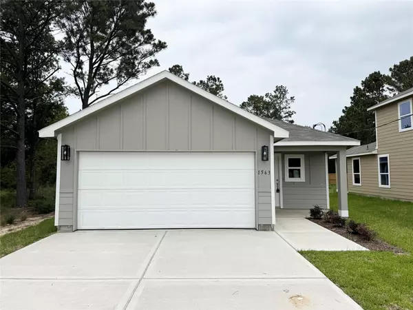 1563 Belton LN, Anahuac, TX 77514