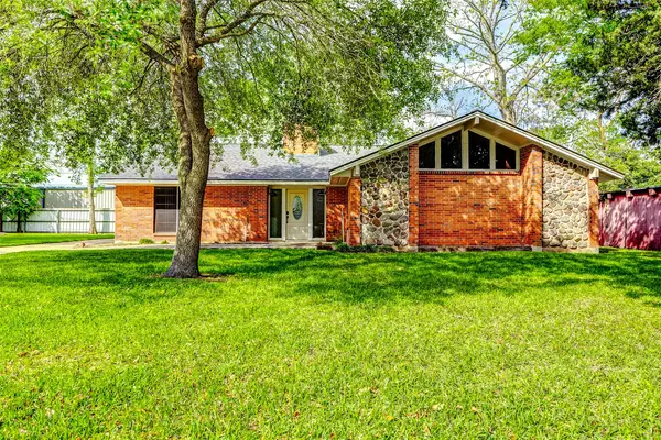 1206 Fay RD, Kemah, TX 77565
