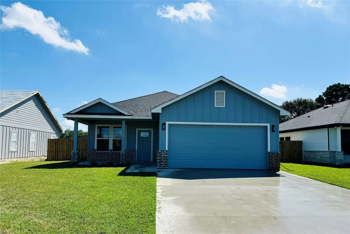 Hearne, TX 77859,1607 Hackberry