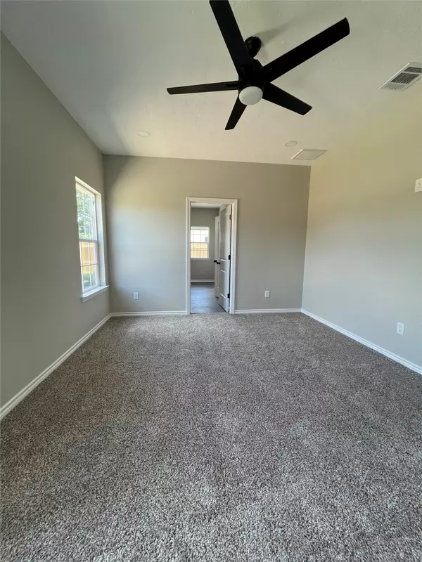 Hearne, TX 77859,1607 Hackberry