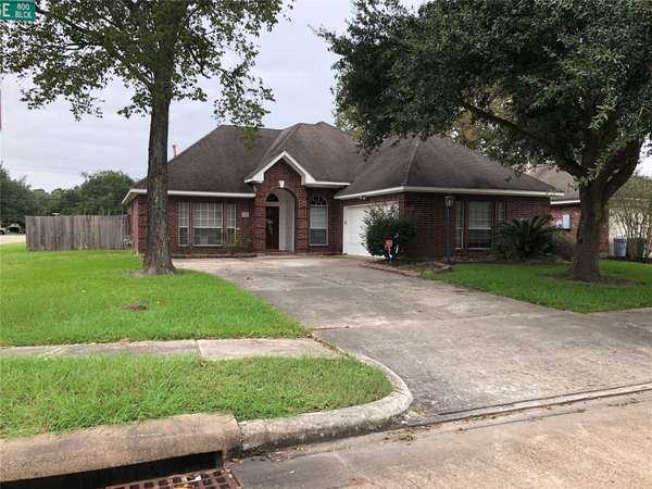 818 Oak Lodge, League City, TX 77573