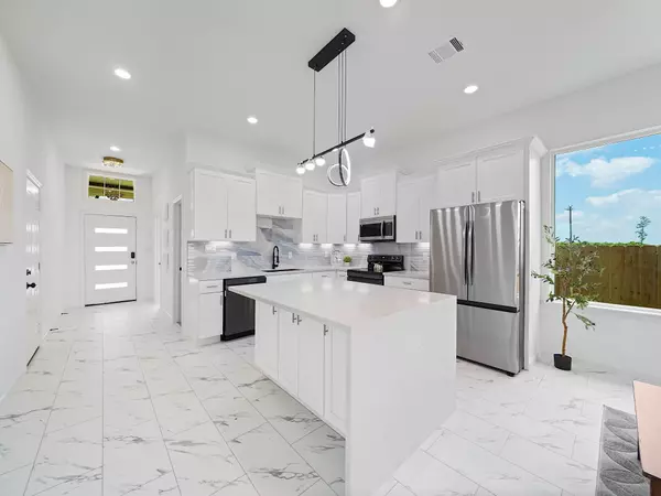 Cleveland, TX 77327,662 Road 5846