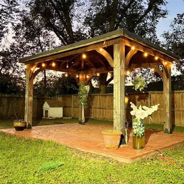 Houston, TX 77088,6406 Tall Willow DR