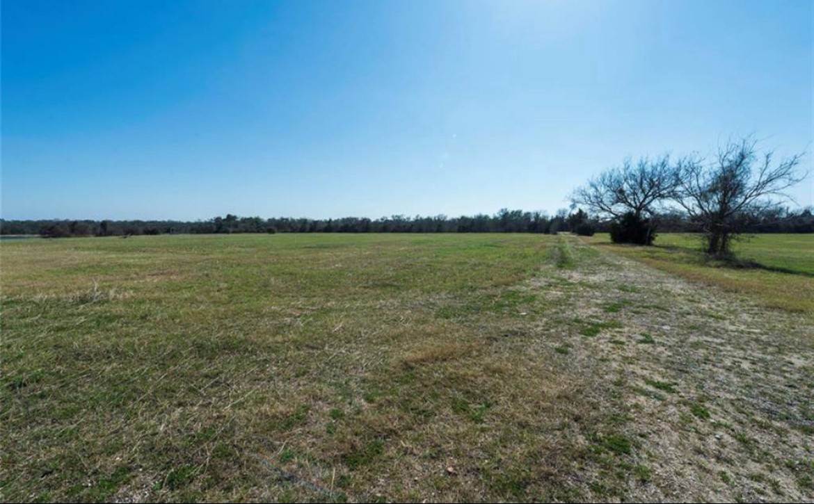 Ledbetter, TX 78946,8080 Schuster RD