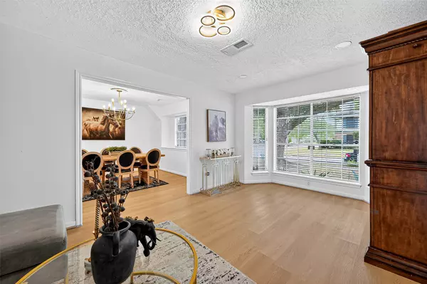 Houston, TX 77083,15202 La Mancha DR