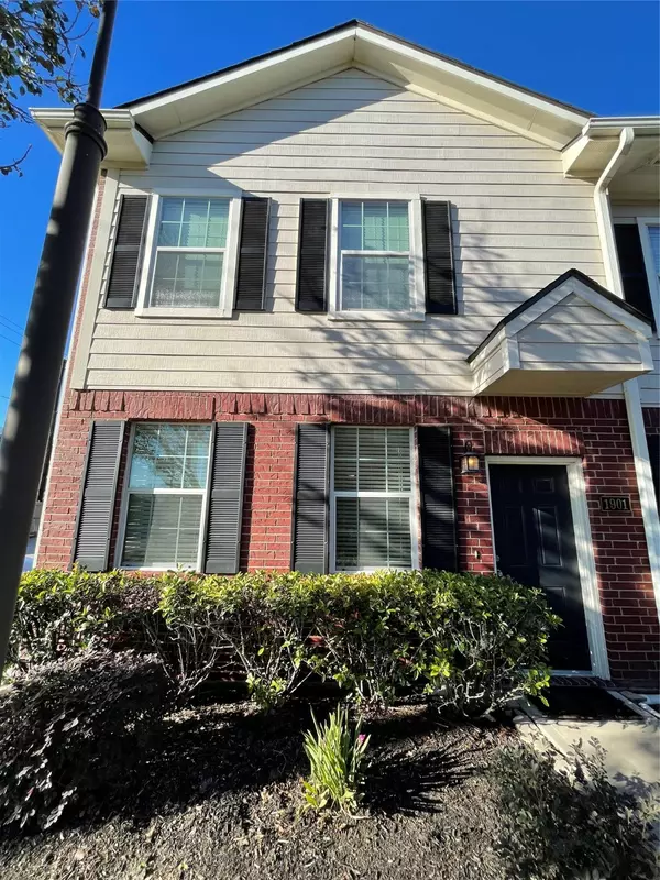 Kemah, TX 77565,1901 Kemah Village DR