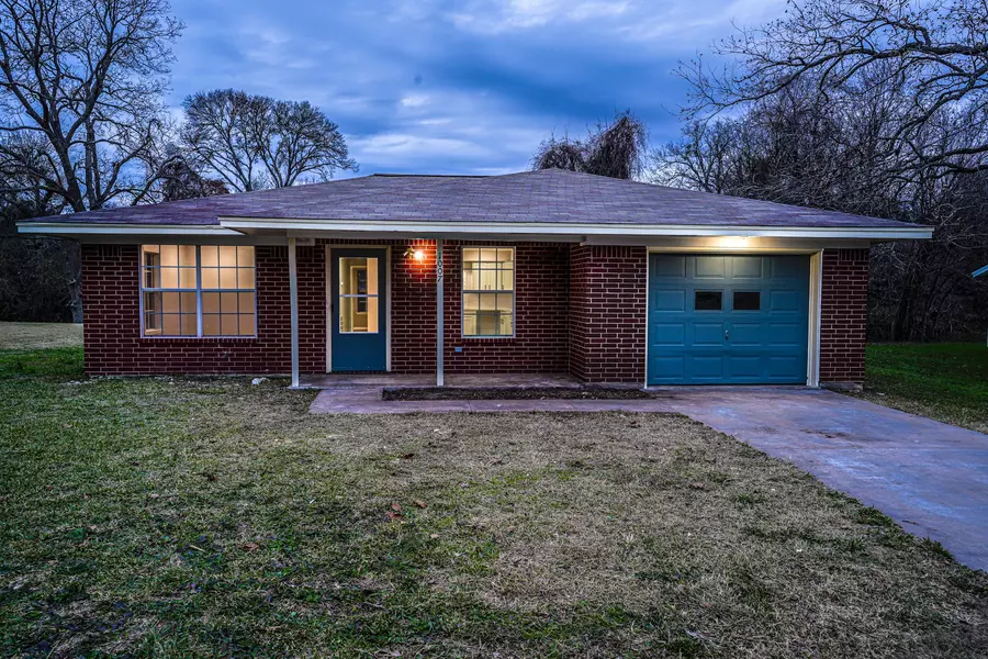 1007 Sycamore St, Brenham, TX 77833