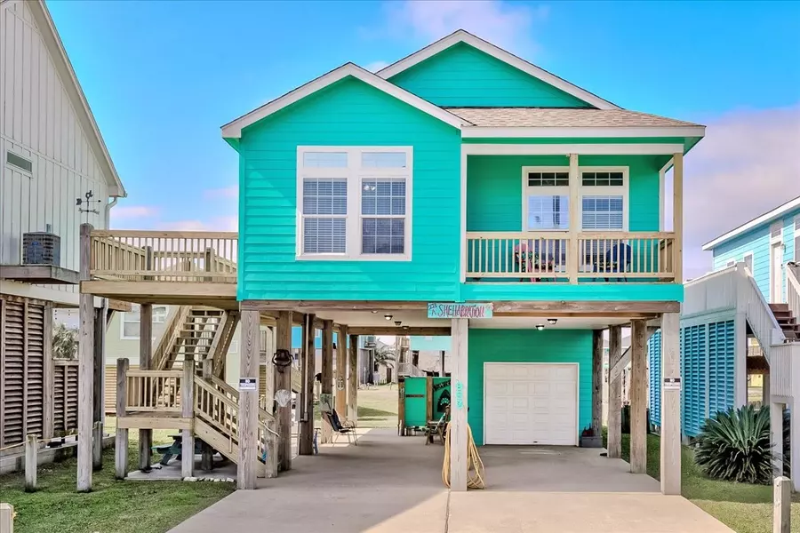 963 Driftwood DR, Crystal Beach, TX 77650