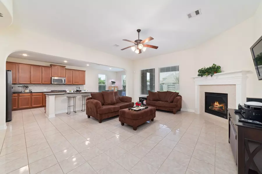 11114 Raiselands DR, Richmond, TX 77407