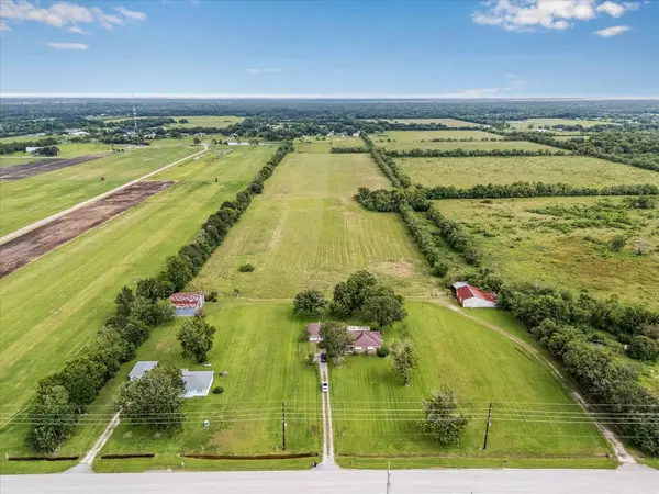 16918 Bohemian Hall RD, Crosby, TX 77532