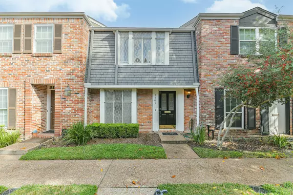 Houston, TX 77057,2505 Watertown Mall #86