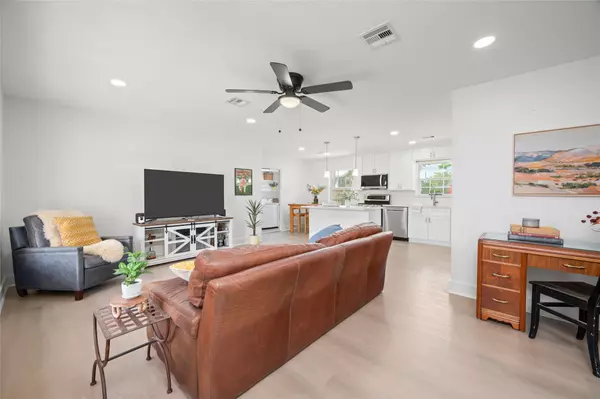 Houston, TX 77018,2302 Hewitt DR