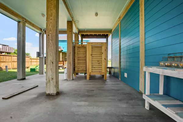 Crystal Beach, TX 77650,2570 Hwy 87