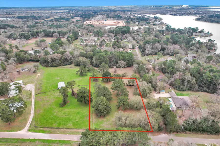 Lot 2 Paradise Point, Willis, TX 77318