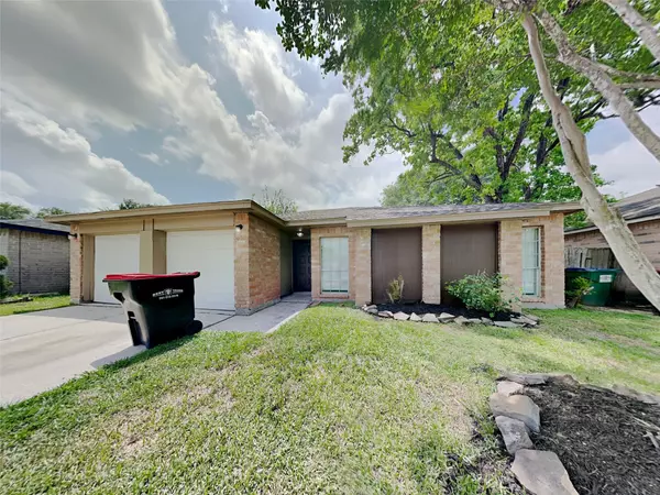 12219 Lennox Gardens DR, Houston, TX 77066