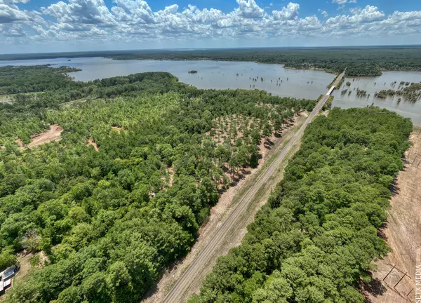 Broaddus, TX 75929,22157 FM 83