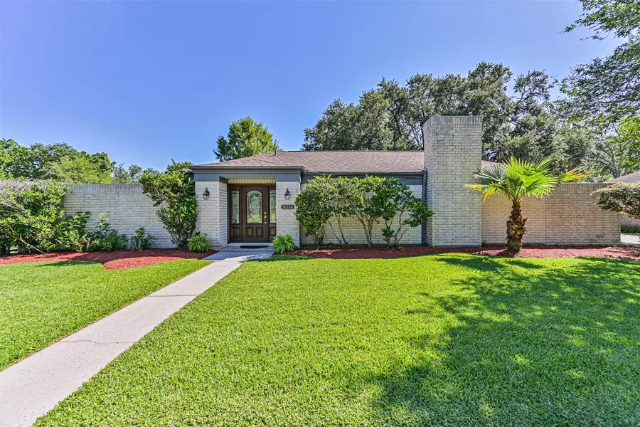 16358 Havenpark DR, Houston, TX 77059