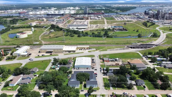 500 W Pitts AVE #403, Pasadena, TX 77506