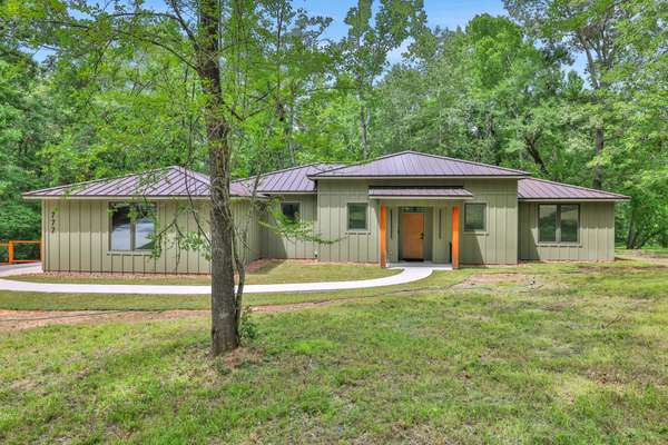 777 S Cape Royale DR, Coldspring, TX 77331