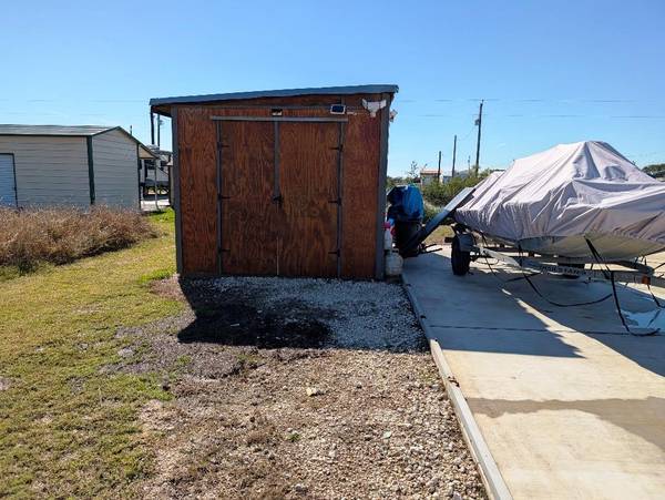 Sargent, TX 77414,170 White Cap ST