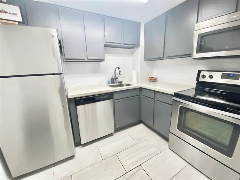 2016 Main ST #1116, Houston, TX 77002