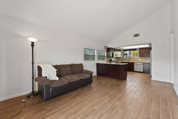 Houston, TX 77071,7715 Candlegreen LN