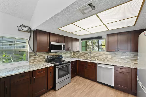 Houston, TX 77071,7715 Candlegreen LN