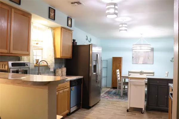 Cibolo, TX 78108,105 Short St ST